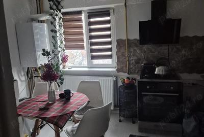 Apartament cu 4 camere decomandat în Central - 5