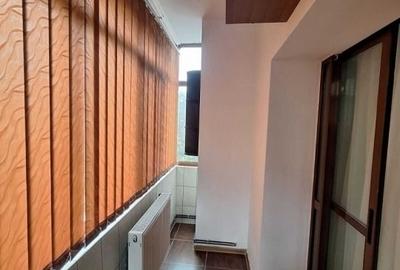 Apartament cu 2 camere - zona Tatarasi - Flora - 8