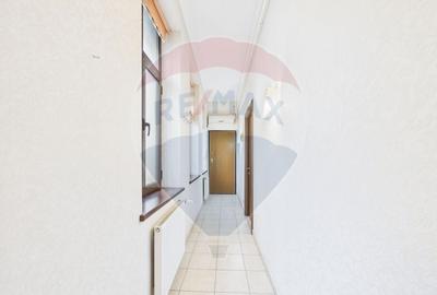 Apartament cu 2 camere decomandat în Romană - 10