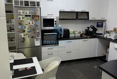 Casă cu 6 camere cu Teren 310 Mp în Dobroești - 1