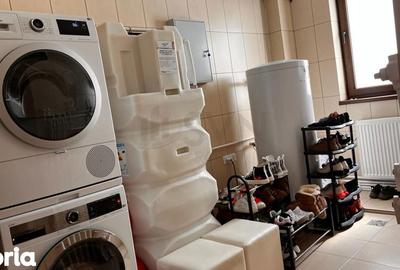 Casă cu 6 camere cu Teren 690 Mp în Central - 1
