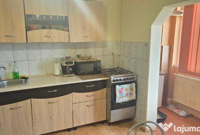 Apartament cu 2 camere decomandat în Liliacului - 3