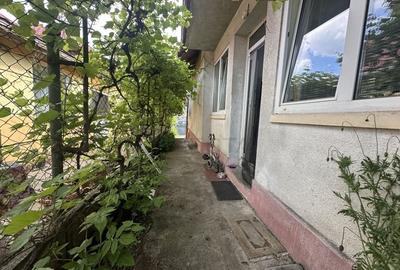 Casă cu teren de 890 mp/ Cartier Gruia - 9