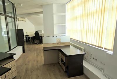 Spațiu comercial, de 180 mp, în Central - 3