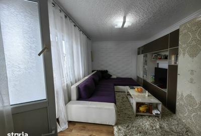 Apartament cu 4 camere decomandat în Central - 3