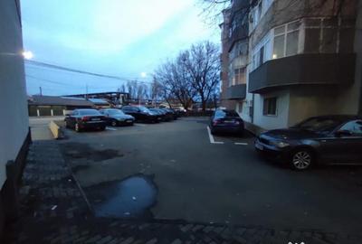 Spațiu comercial, de 135 mp, în Rovine - 2