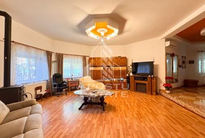 Casa individuala | 9 camere | 295mp utili | Teren 832mp | Girocului - 17