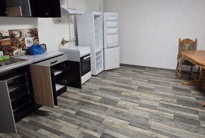 Casă cu 4 camere cu Teren 1500 Mp în Central - 7