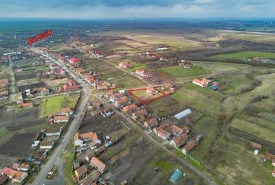 Casă cu Teren 1553 Mp în Silagiu - 15