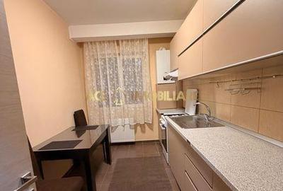 Apartament cu 2 camere, mobilat în Apărătorii Patriei - 3