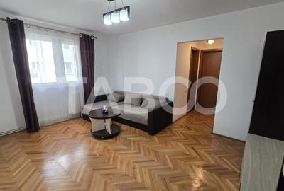 Apartament cu 3 camere decomandat, mobilat în Central