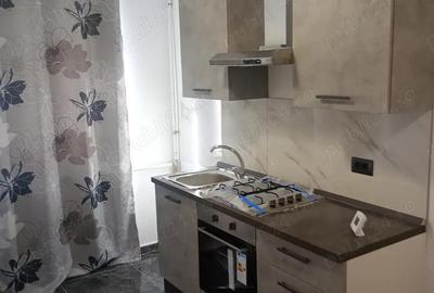 Precista decomandat semimobilat - 1