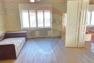 Casă cu 5 camere cu Teren 1010 Mp în Ultracentral - 9