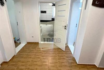Apartament cu 3 camere 2 balcoane si parcare in zona Turnisor - 8