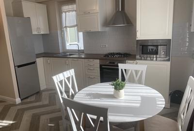 Inchiriez apartament nou cu gradina ,3 camere Aradului 750 e - 10
