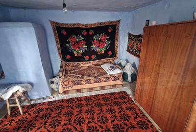 Casă cu 3 camere cu Teren 2185 Mp în Stoicănești - 2