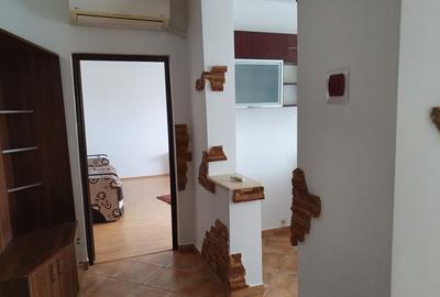 Apartament cu 3 camere decomandat în 13 Septembrie - 8