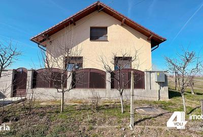 Casă cu 3 camere în Mâsca