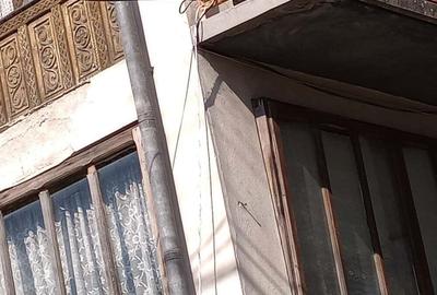 Casă cu 4 camere cu Teren 1400 Mp în Central - 3