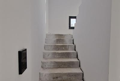 Apartament cu 3 camere semidecomandat în Timpuri Noi - 13