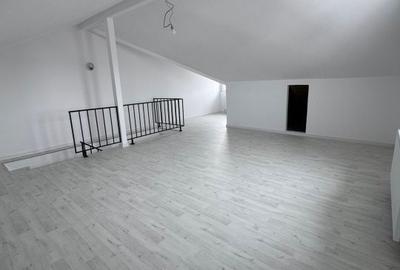 Casă cu 6 camere cu Teren 250 Mp în Central