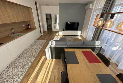 Apartament cu 3 camere decomandat în Central - 3