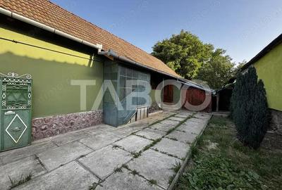 Casa individuala de vanzare renovata in 2024 Slimnic - 7