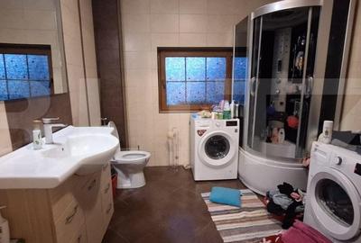 Casa cu 5 camere, 240 mp, zona-Lazuri - 9
