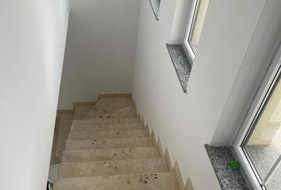 Casă cu 4 camere în Central - 6
