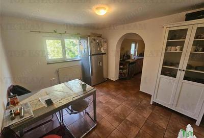 Casa 6 camere teren 363mp in sector 6 - 2