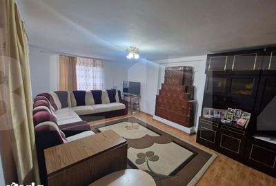 Casă cu 4 camere cu Teren 9700 Mp în Mihai Eminescu