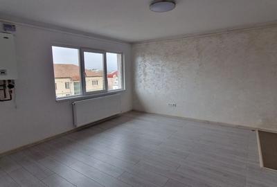 Apartament cu 4 camere în Central - 11