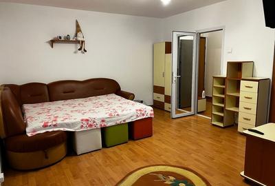Garsonieră decomandată în Berceni