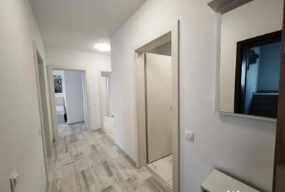 Apartament cu 3 camere decomandat în Central - 3