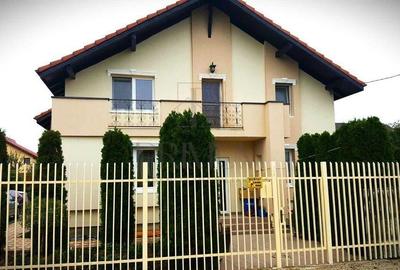 Casa individuala - zona excelenta - mobilata - curte amenajata superb - iaz
