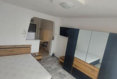 Garsonieră semidecomandată în Central