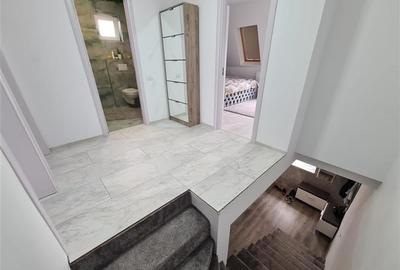 Casa 4 camereTarlungeni, Brasov - 12