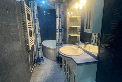 Apartament cu 3 camere în Central - 3