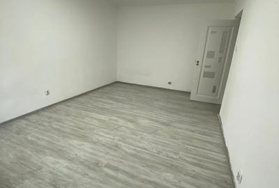 Apartament cu 3 camere decomandat în Mioriței - 10