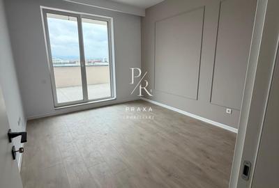 Penthouse cu 3 camere semidecomandat în Florești - 4