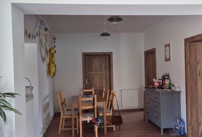 Casă cu 4 camere în Titulescu - 5