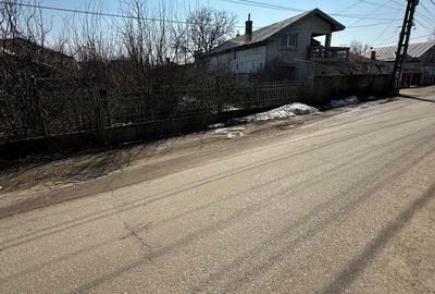 Teren de 1038 mp, în Berceni