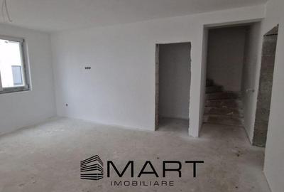 Casă cu 3 camere decomandat cu Canalizare în Central - 2