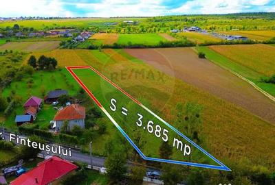 Teren de 3685 mp, în Central - 4