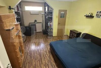 Casă cu 5 camere cu Teren 4200 Mp în Central - 10