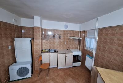 Garsonieră decomandată în Mihai Bravu - 7