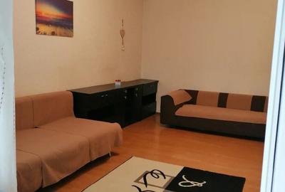 Inchiriez apartament 2 camere decomandat. - 1