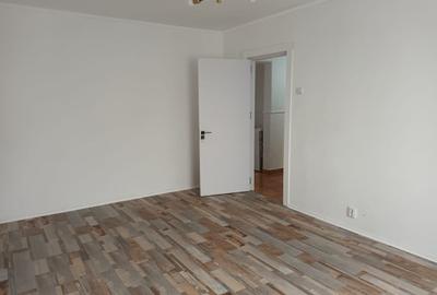 Apartament cu 3 camere decomandat în Militari - 9