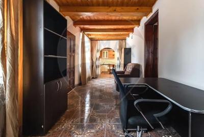 Casă cu 6 camere cu Teren 463 Mp în Sud - 10