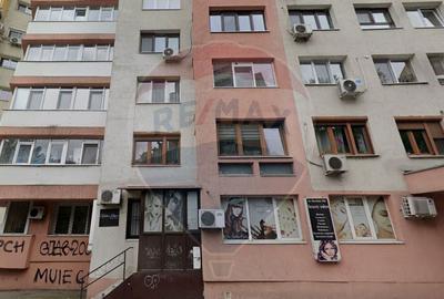 DE VANZARE Spa?iu comercial de 60mp in zona Teiul Doamn... - 8